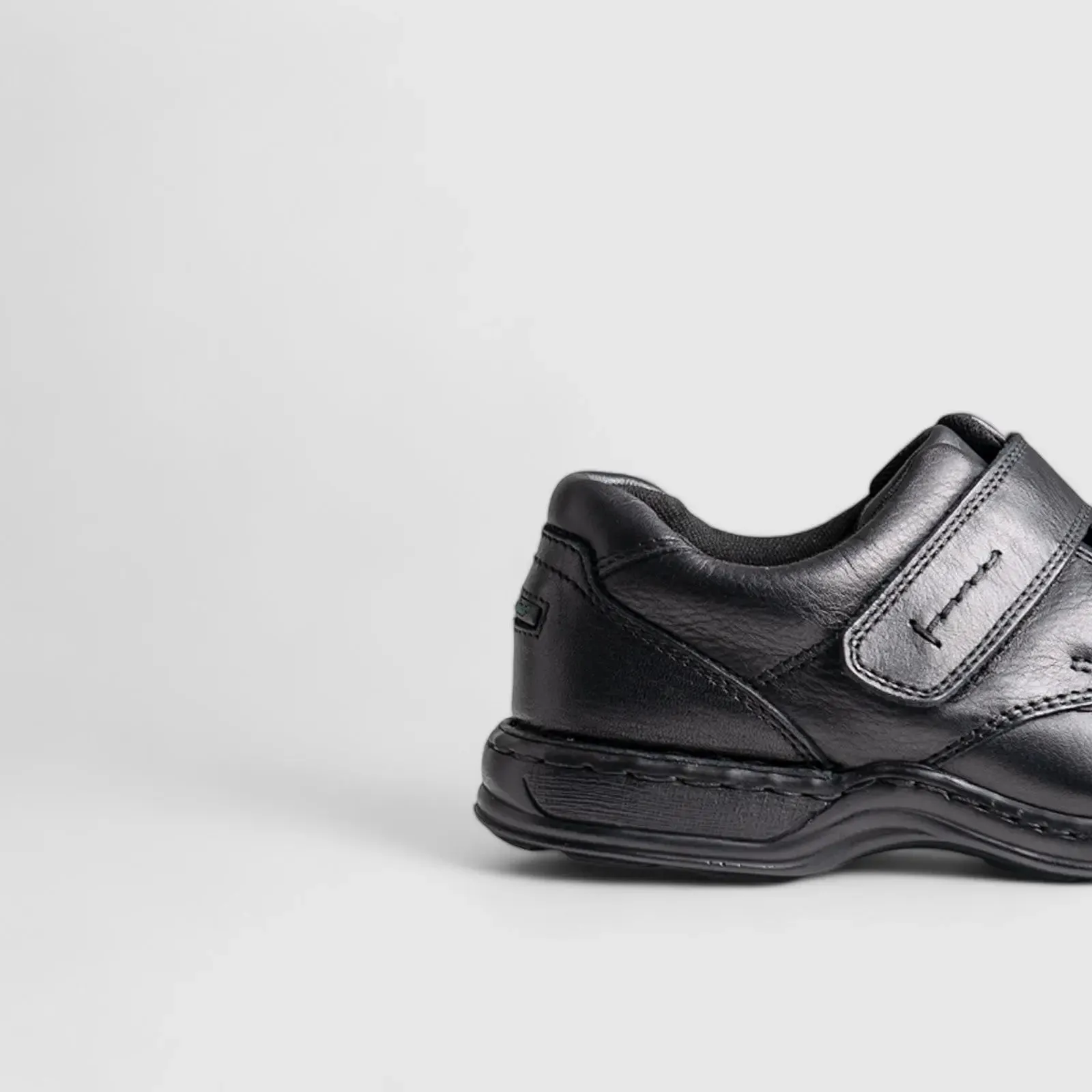Albert Wide Fitting Velcro Comfort Black