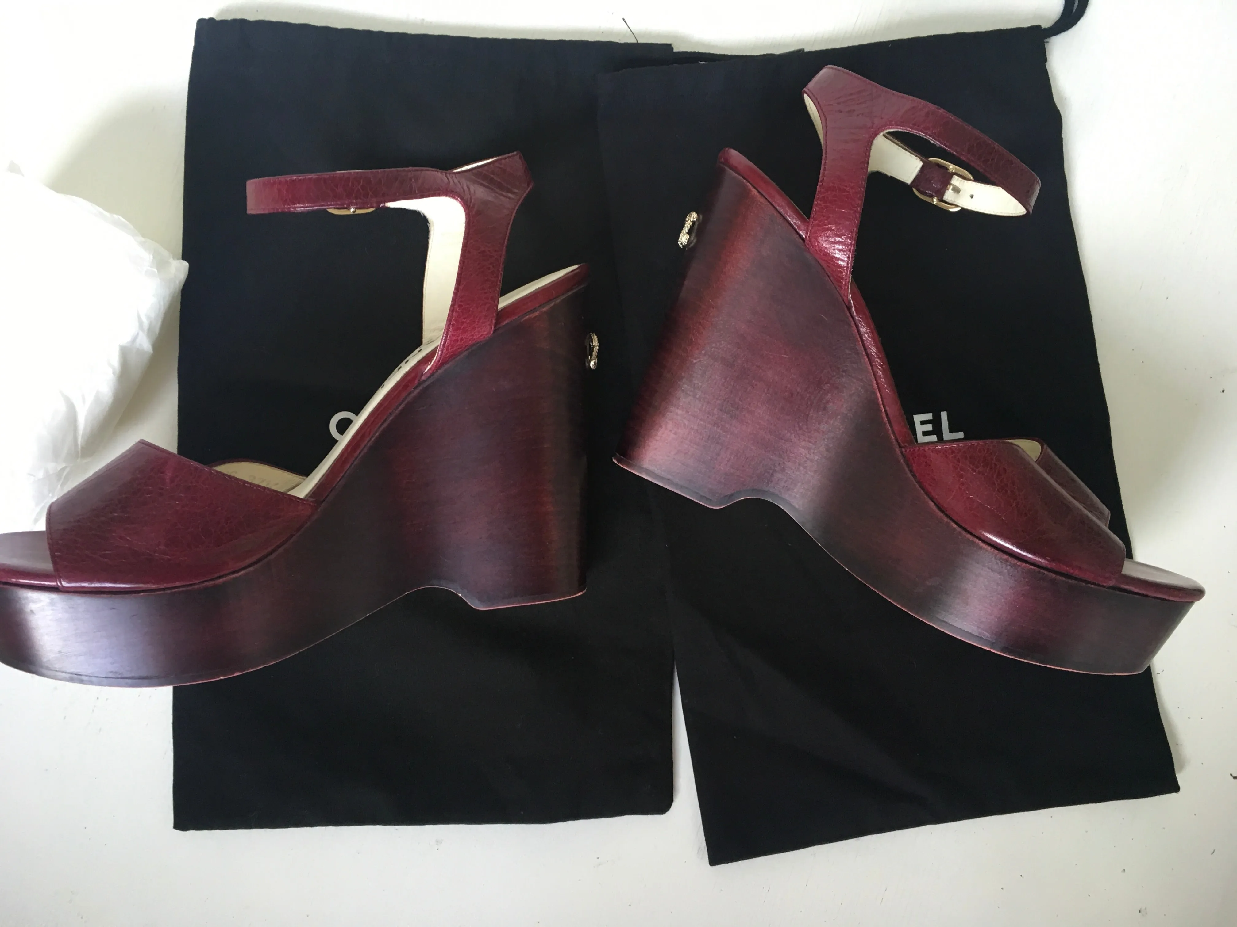 CHANEL Burgundy Leather Platform Wedge Sandals Size 37 1/2 Ladies