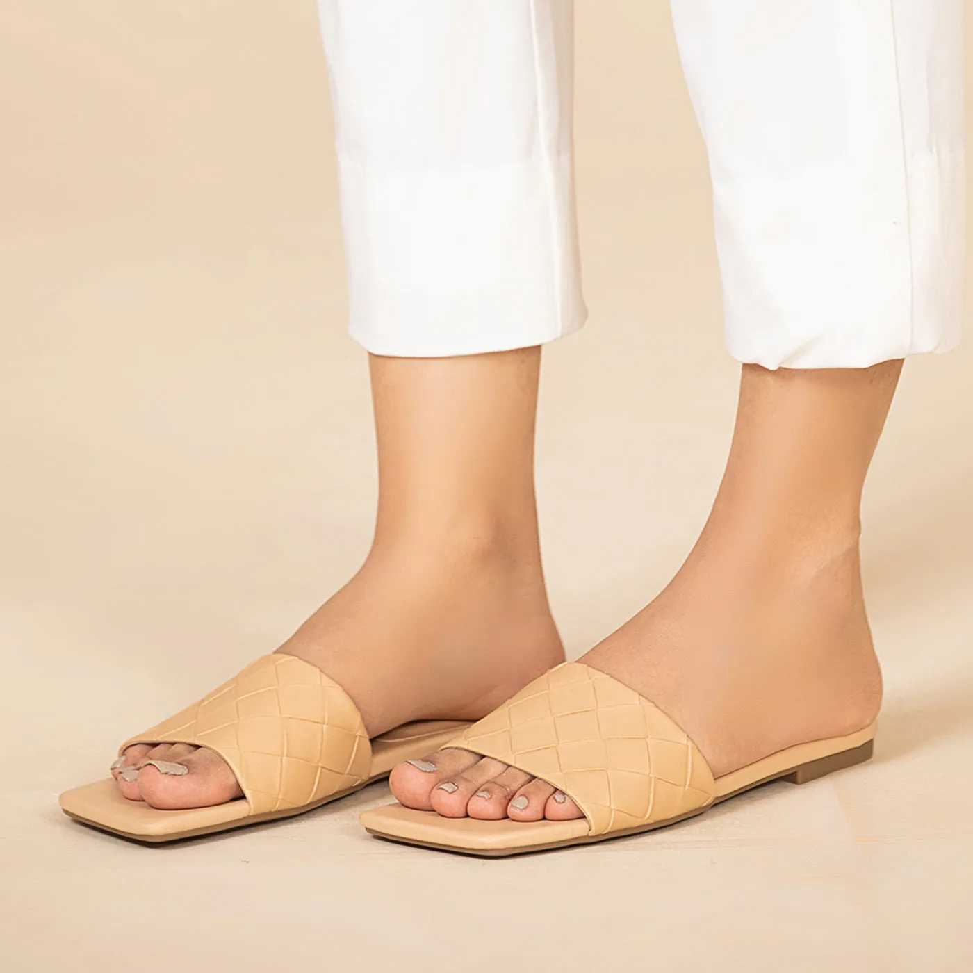 Classic Square-toed Chappals