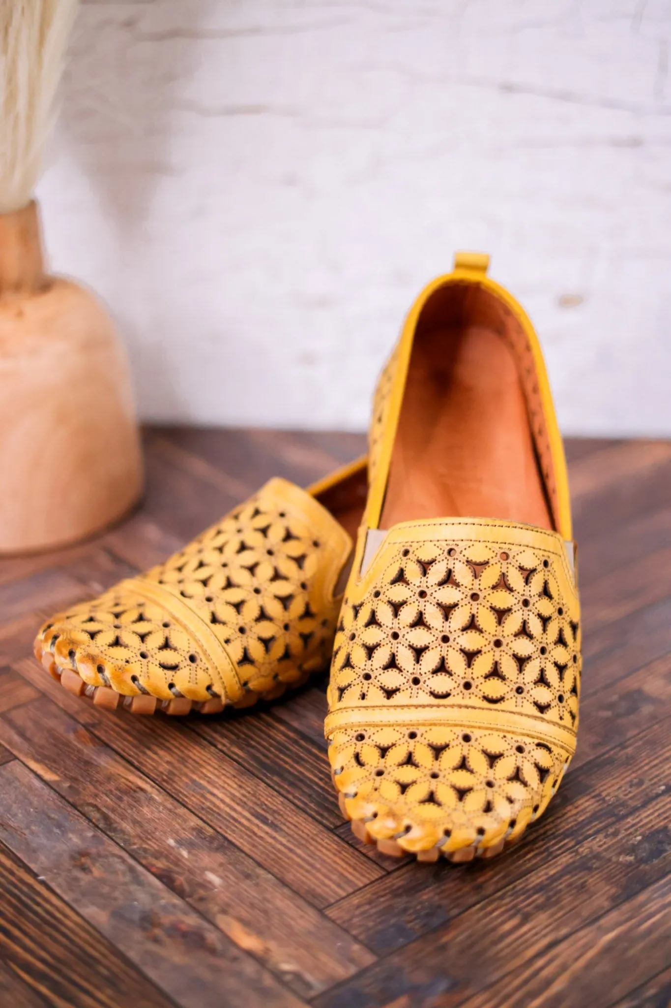 Flowerflow Classic Yellow Loafers