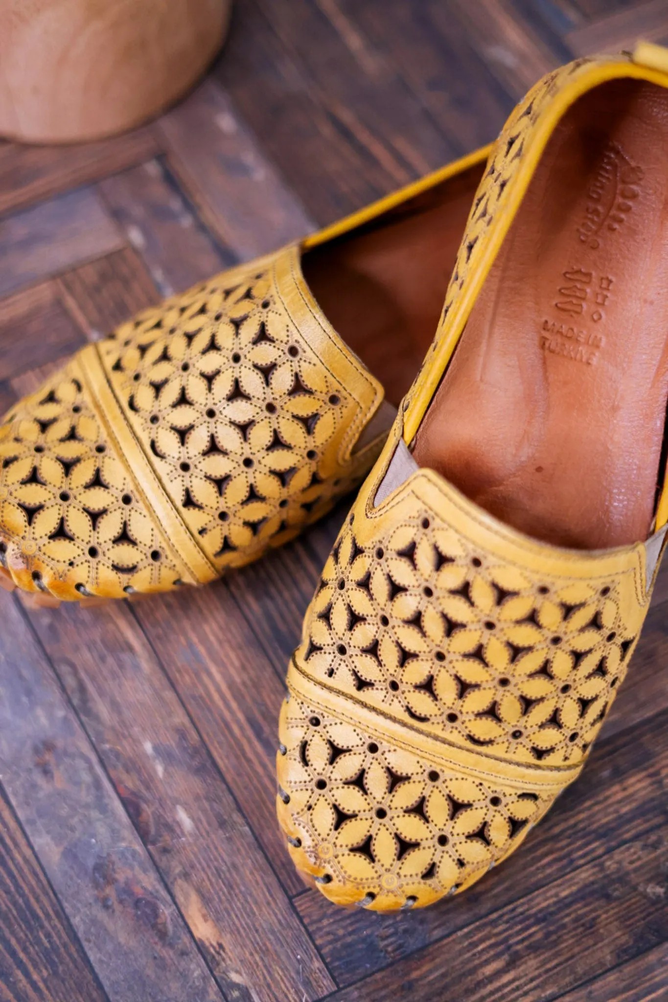 Flowerflow Classic Yellow Loafers