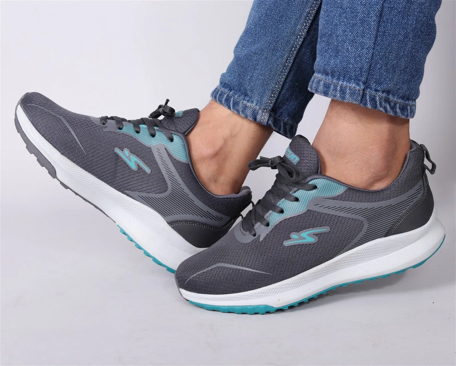 Grey Ad Top Lace-Up Running Shoes