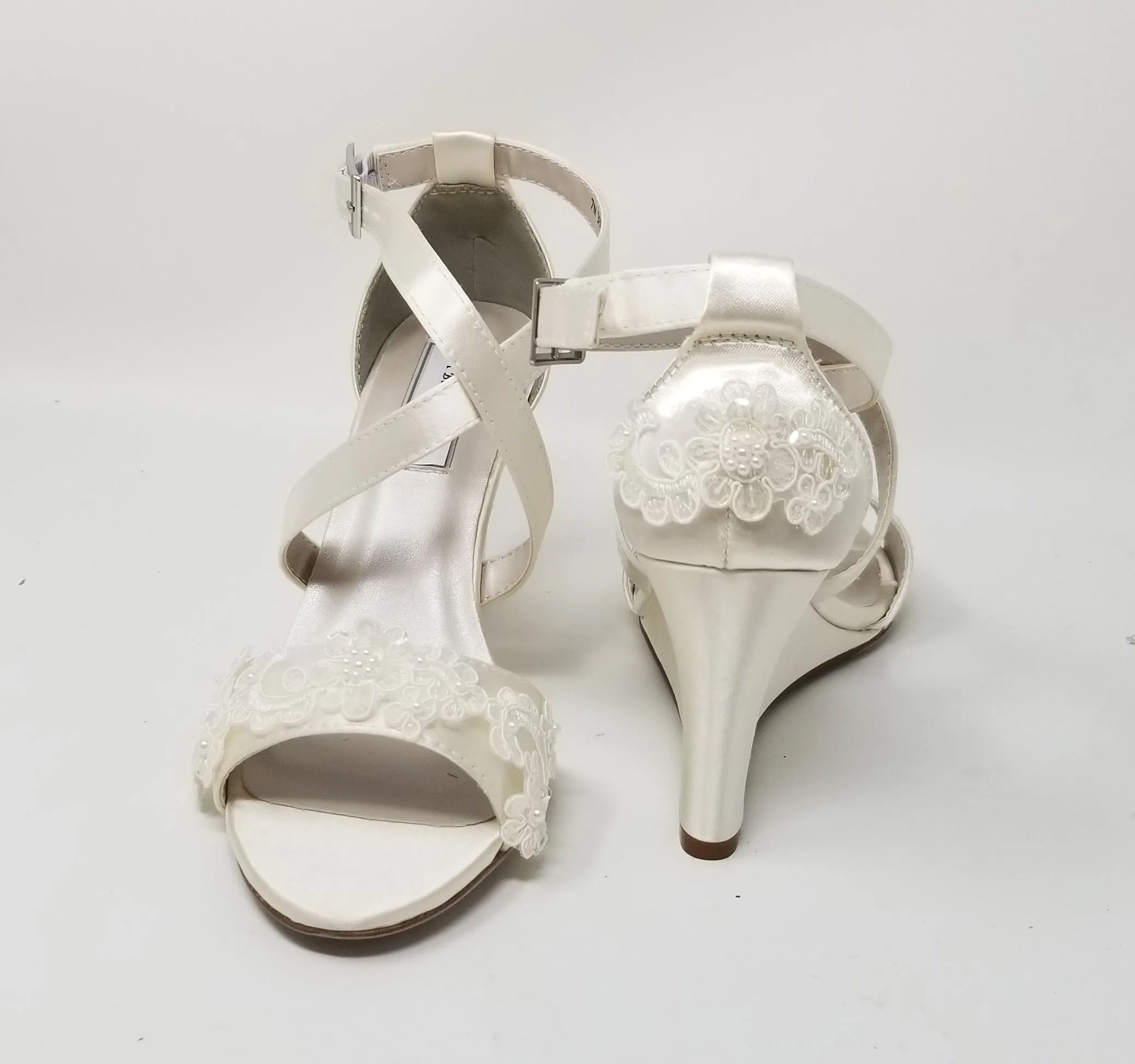 Ivory Wedge Bridal Shoes with Lace | Dyeable Shoes