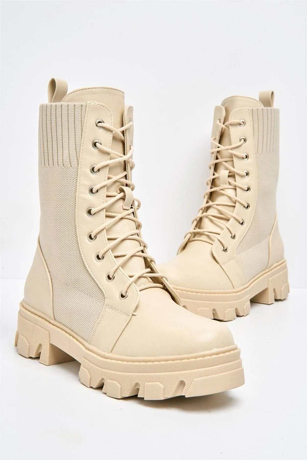 Milan Chunky Lace-up Boot in Beige