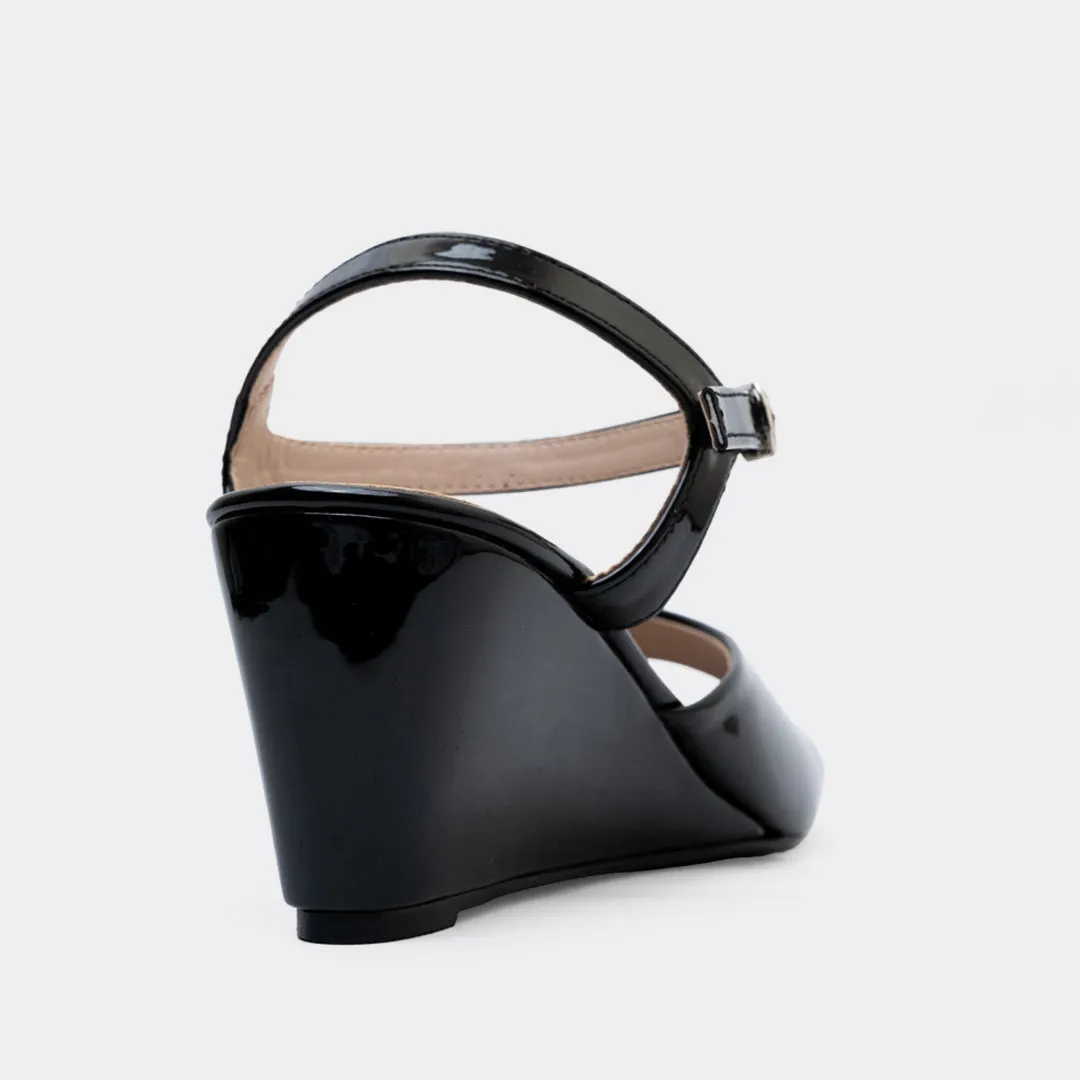 Remi Wedge Sandals (Black)