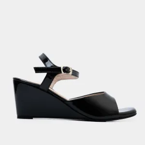 Remi Wedge Sandals (Black)